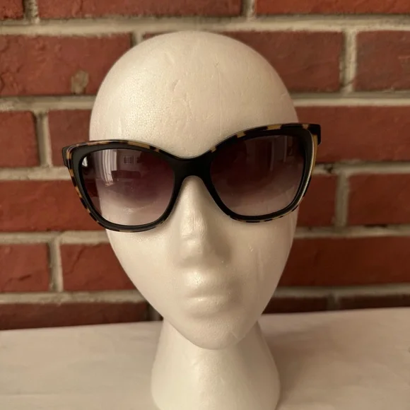 •Prada Black Havana-Tortoiseshell SPR20P Sunglasses